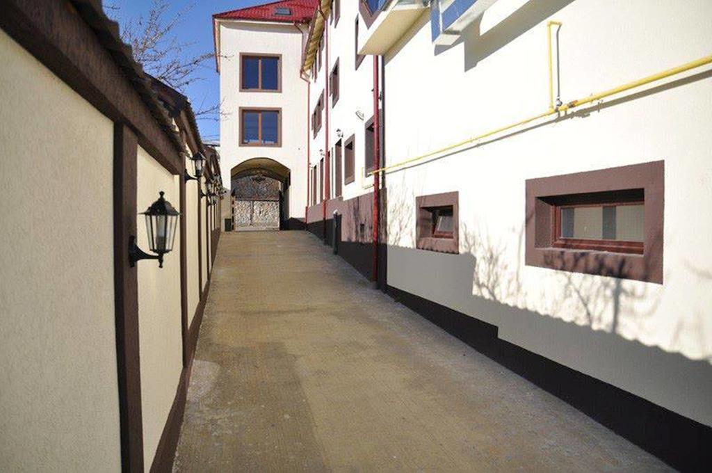 Pensiunea Brancoveneasca Cimpulung Εξωτερικό φωτογραφία